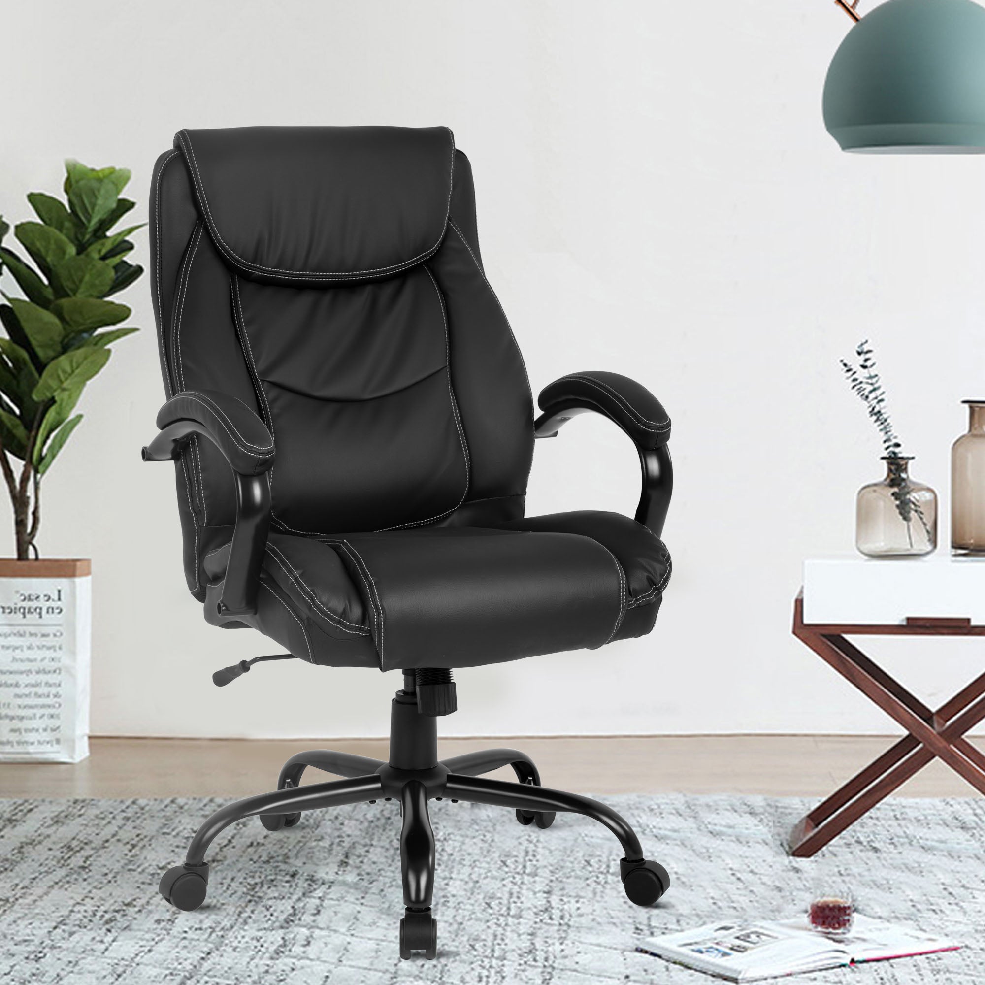 Breitsitzer Ergonomischer PU Lederschreibtischstuhl